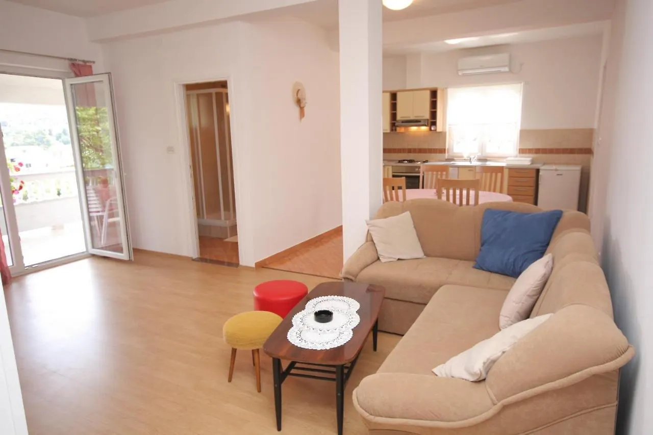 Apartment Supetarska Draga - Donja 2013B