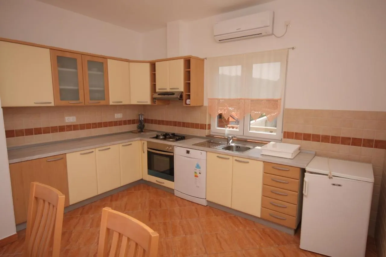 Apartment Supetarska Draga - Donja 2013B Chorwacja