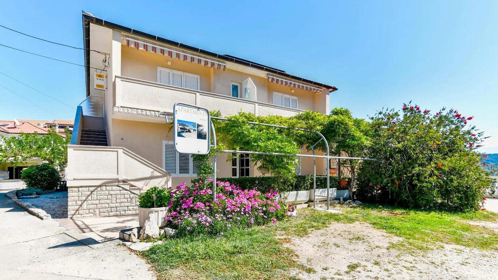 Apartment Supetarska Draga - Donja 2013B